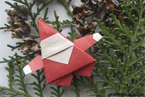 ded-moroz-origami-title