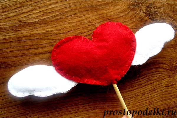 Сердце из пластилина с цветами: пошаговый мастер-класс по пластилинографии (с шаблоном для печати)